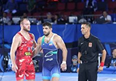 دردسر جدید برای قهرمان کشتی جهان: پول‌مان را پس بده!