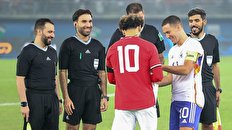 فیلم/ رفتار عجیب محمد صلاح با یک زن، سوژه رسانه‌ها شد!