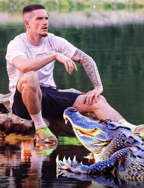 عکس| ستاره سابق لیورپول برای پیوستن به پرسپولیس؛ تمساحم را میخواهم عکس| ستاره سابق لیورپول برای پیوستن به پرسپولیس؛ تمساحم را میخواهم