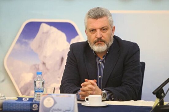 عزیزی‌پور رئیس کنفدراسیون اسکواش غرب آسیا شد