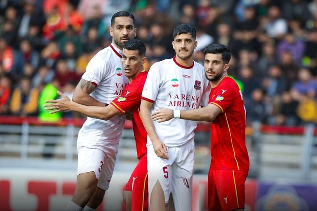 فولاد با غلبه بر نساجی از پرسپولیس سبقت گرفت