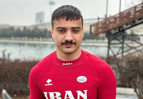 دولابی، در کلاس PR2 جایگاه سوم پاراروئینگ را کسب کرد