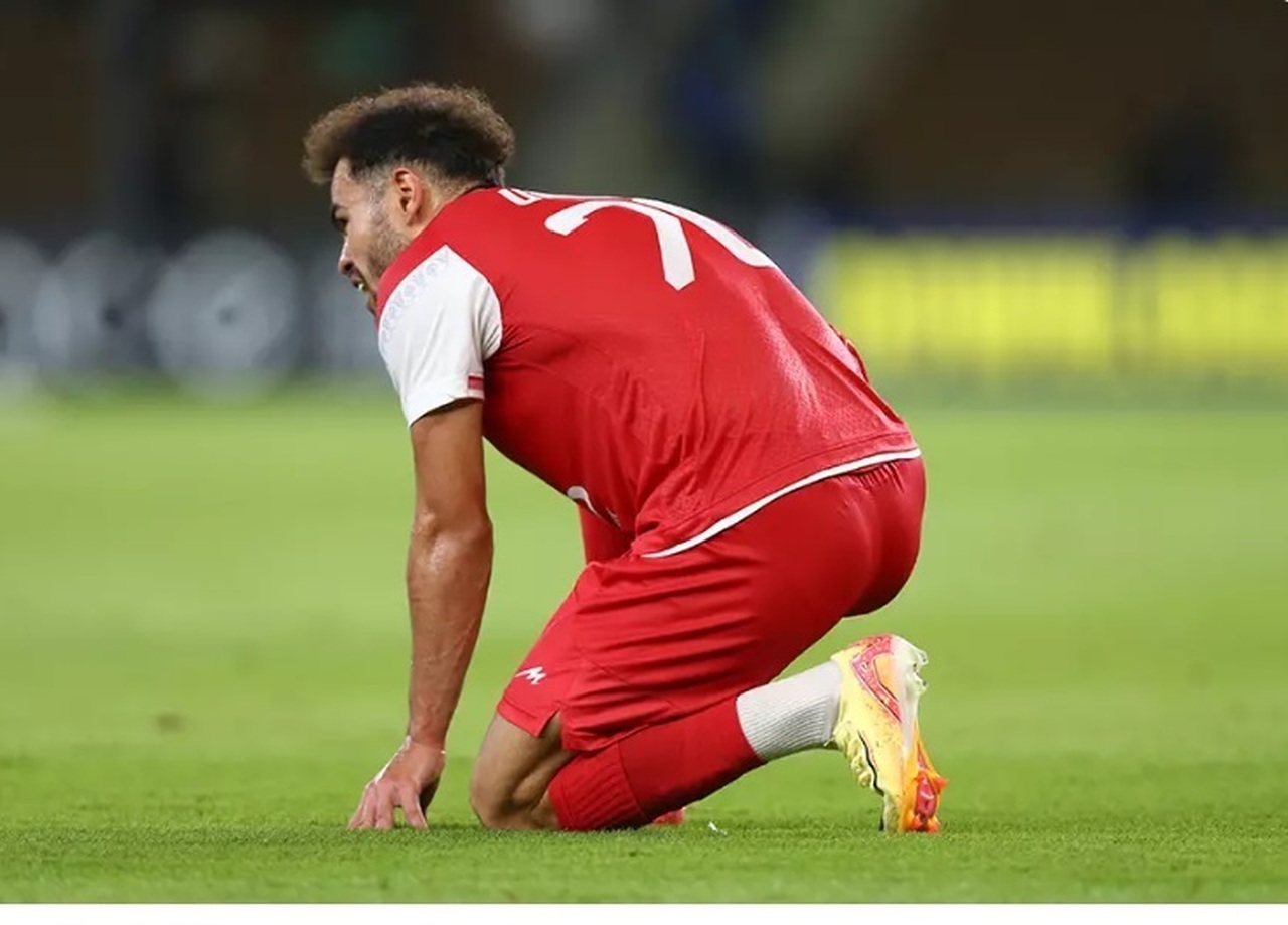 ارونوف ۶ هفته از میادین دور خواهد بود