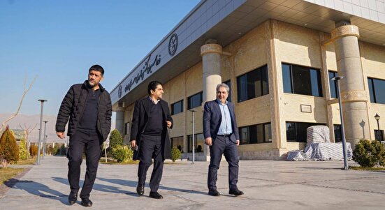 حضور مدیرعامل شرکت توسعه و نگهداری اماکن ورزشی در فدراسیون کشتی