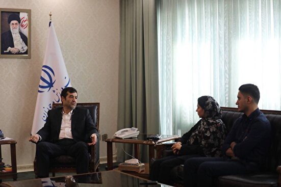 دیدار قهرمان دوومیدانی کشورمان با وزیر ورزش و جوانان