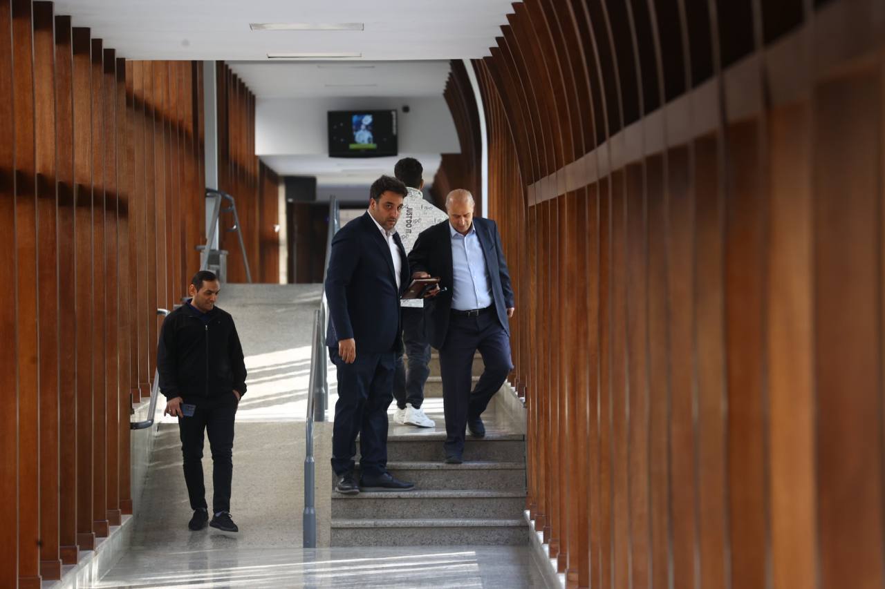 عکس| رئیس فدراسیون دوومیدانی دست رئیس فدراسیون فوتبال را گرفت! عکس| رئیس فدراسیون دوومیدانی دست رئیس فدراسیون فوتبال را گرفت!