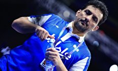 عکس| دست رفاقت دو سرمربی پس از رقابت نفسگیر