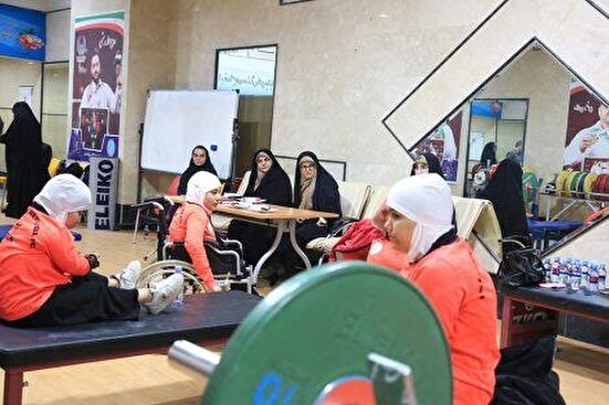 آغاز تمرینات ملی پوشان زنان پاراوزنه بردار جوان