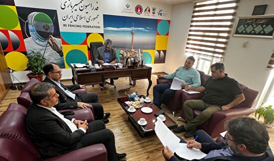 صادق‌زاده: احکام انضباطی رهبری و پاکدامن صادر شد