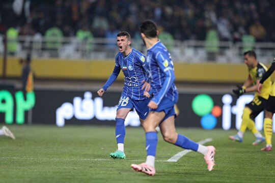 فتح نقش جهان به دست استقلال/ سپاهان باخت تا صدرجدول جذاب شود