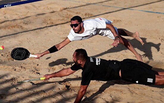 قهرمانی بنده‌نژاد و جوینده در تنیس ساحلی