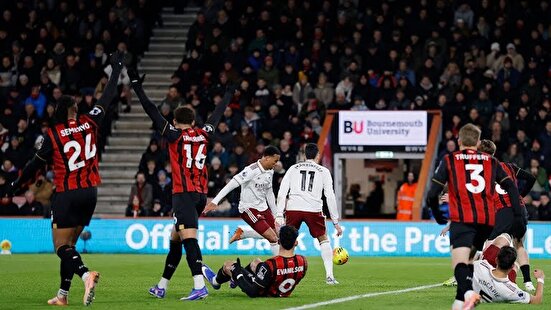 آرسنال سال جدید را با برد شروع کرد/ ادامه صدرنشینی توپچی‌ها با درخشش رایس