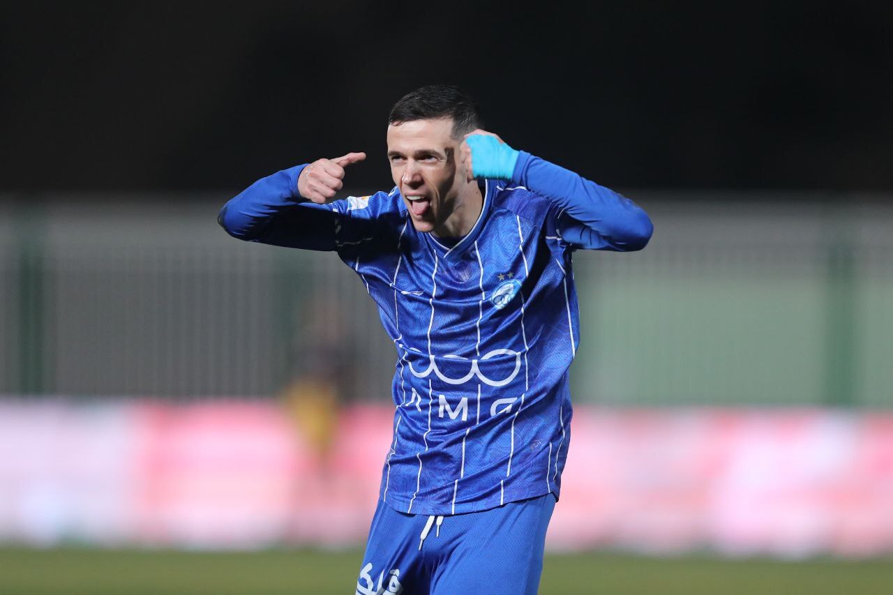 پایان نیم فصل اول لیگ برتر فوتبال؛ سپاهان قهرمان شد، سرخابی‌ها در تعقیب طلایی‌پوشان