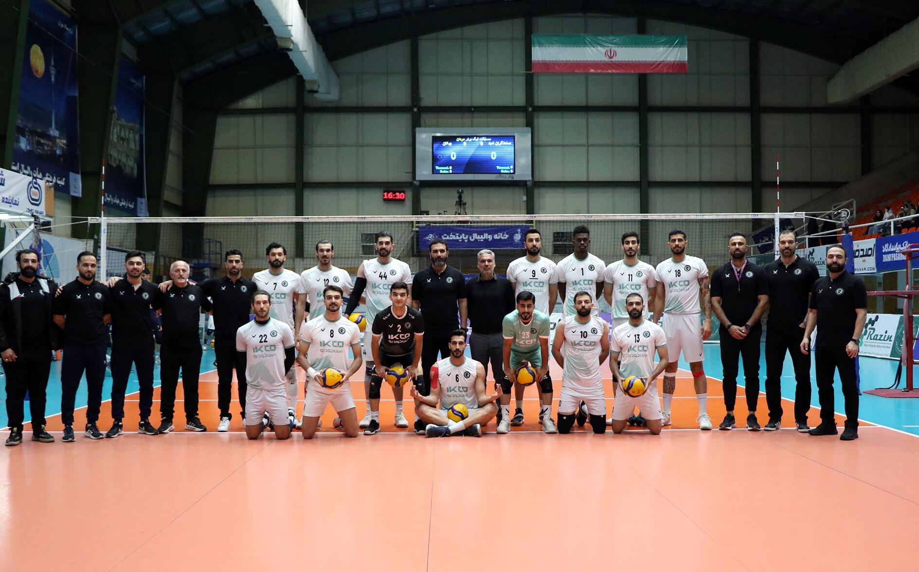 پیروزی معنادار شاگردان مومنیمقدم؛ تندروان و یک علامت سوال بزرگ برای پیاتزا؟ پیروزی معنادار شاگردان مومنیمقدم؛ تندروان و یک علامت سوال بزرگ برای پیاتزا؟