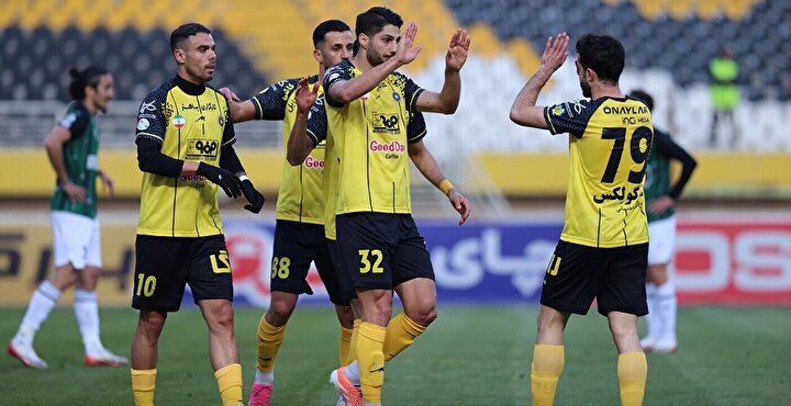 بازگشت سپاهان به کورس قهرمانی؛ خیبر موتور طلایی‌پوشان را روشن کرد