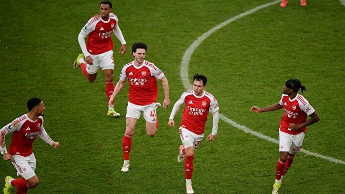 صدر همچنان در تصاحب توپچی‌ها/ تیم قعر جدولی توان مقابله برابر چلسی نداشت