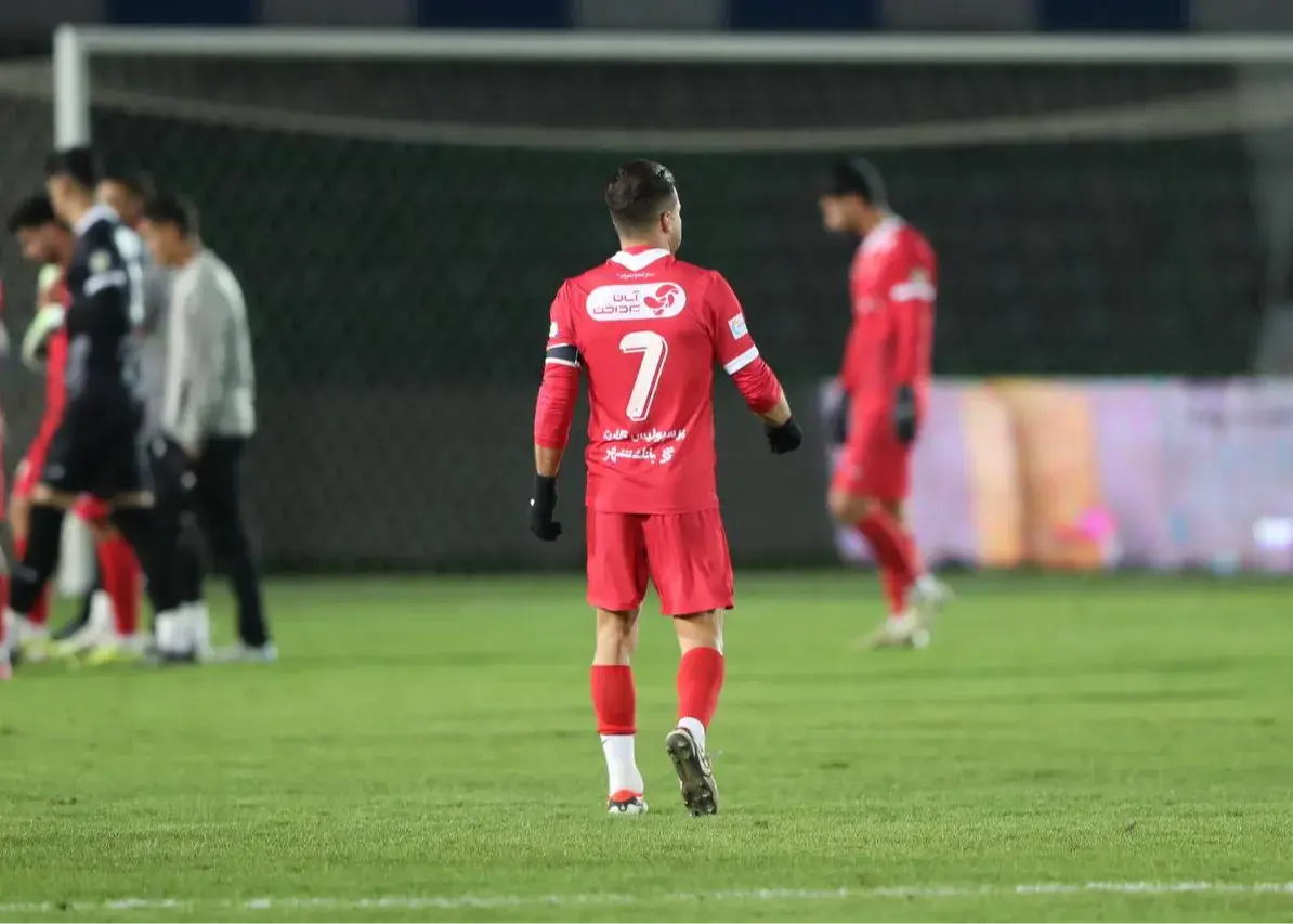 پرسپولیس، سروش، اوسمکار،