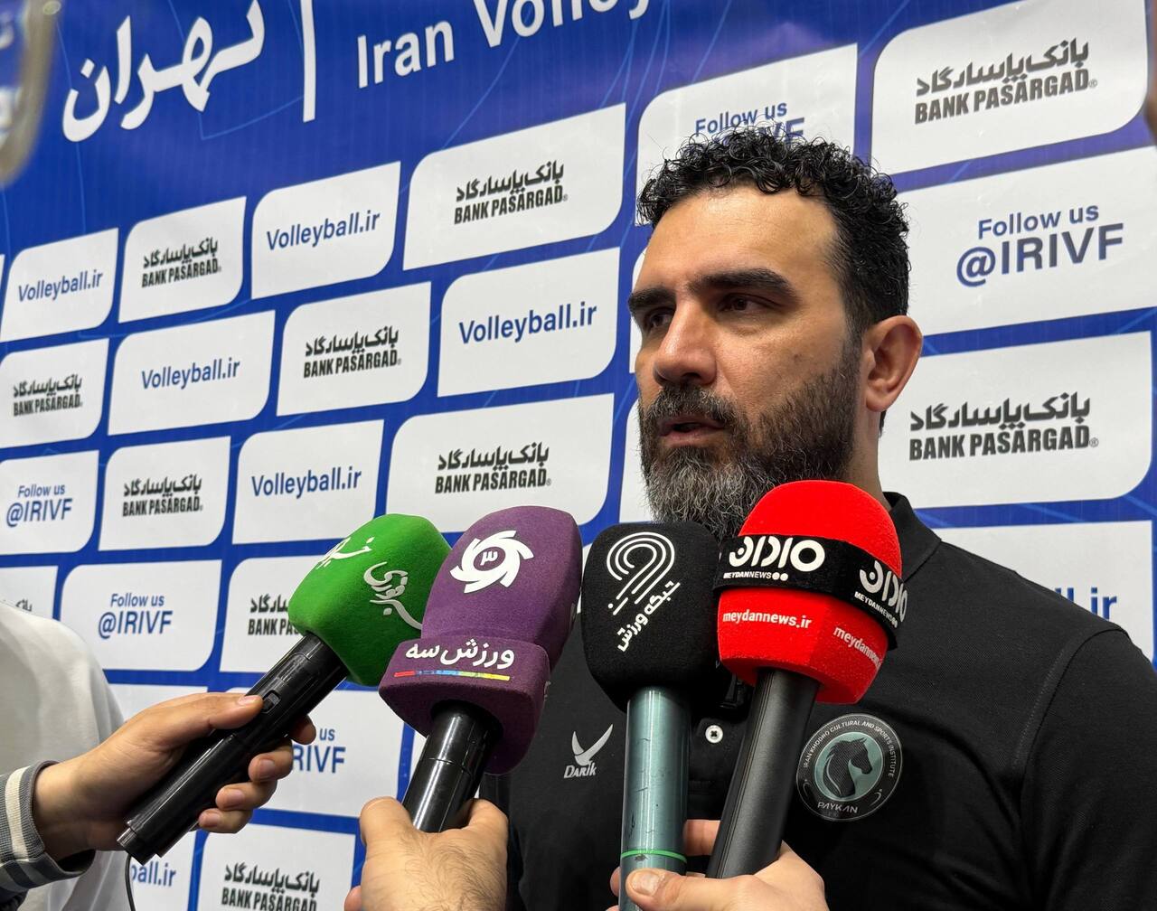 تندروان: با وجود چالش‌ها، تلاش می‌کنیم بازیکنان خارجی‌مان را در تیم نگه داریم