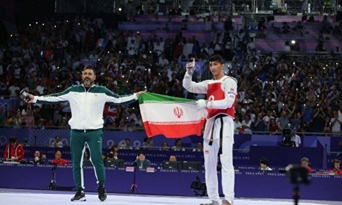 پایان شائبه؛ افلاکی: در خدمت تیم ملی تکواندو هستم