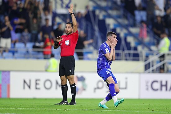 کار سخت استقلال برای صعود؛ اشتباهات سریالی، پاشنه آشیل تیم ساپینتو