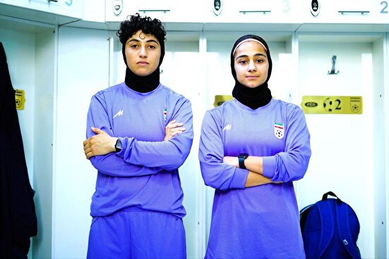 ستاره تیم فوتبال بانوان ایران: با مدعیان هم‌گروه هستیم+ فیلم