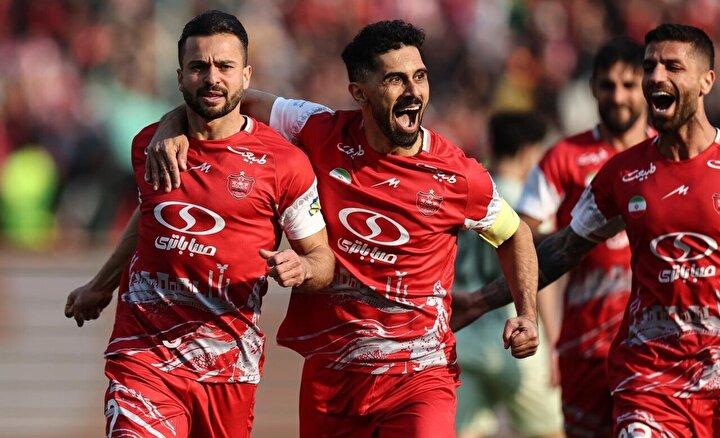 برزگر: امیدوارم باشگاه تکلیف چند بازیکن را مشخص کند/ تغییر سرمربی اشتباه است