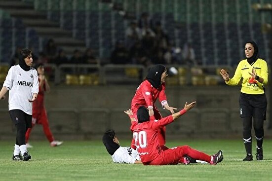 شکست پرسپولیس و توقف سپاهان در هفته دوازدهم لیگ فوتبال زنان