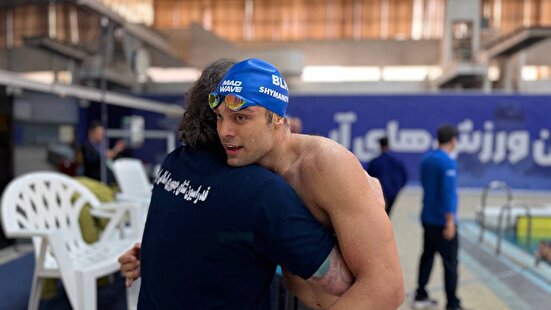 مطاعی باز هم رکوردشکنی کرد/ رکورد ملی ۲۰۰ متر قورباغه بهبود یافت