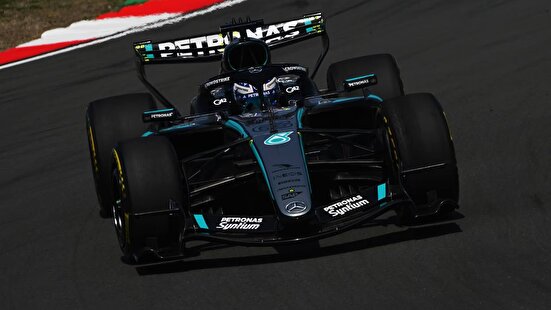 پیروزی جورج راسل در اسپرینت فرمول یک چین/ مرسدس برترین تیم میدان شد