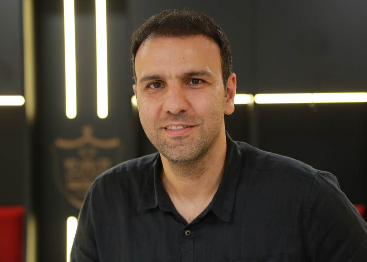 خلیلی: بیش از گذشته برای سربلندی پرسپولیس تلاش می‌کنیم؛ در حال آسیب‌شناسی هستیم