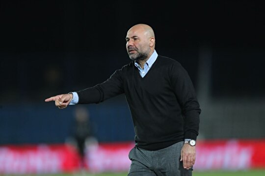 بختیاری‌زاده: همدل و منظم بازی کردیم/ تلاش می‌کنیم تا تیم در صدر جدول بماند