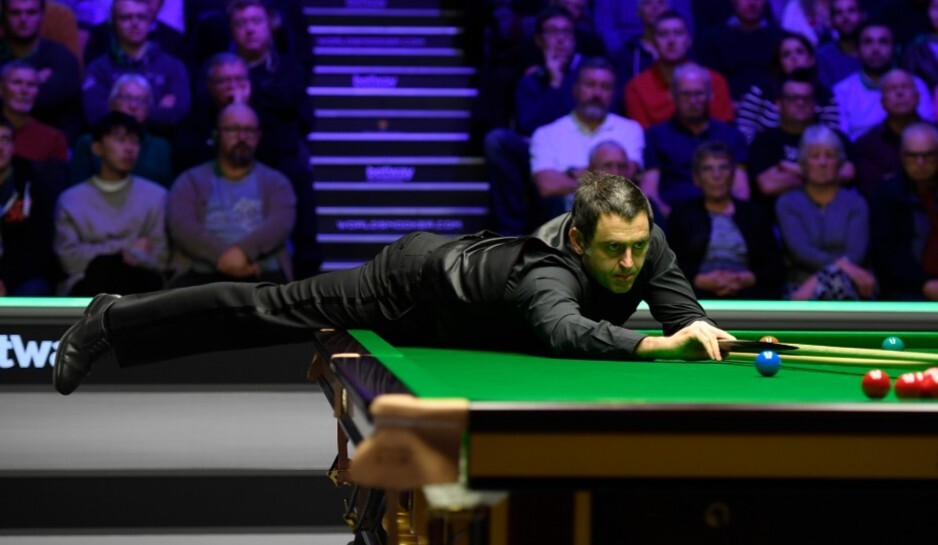 شگفتی سازان اسنوکر2025؛ رونی سالیوان و هیگینز در پیروزی قاطعانه به نیمه نهایی رسیدند شگفتی سازان اسنوکر2025؛ رونی سالیوان و هیگینز در پیروزی قاطعانه به نیمه نهایی رسیدند