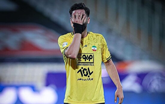 رویای ستاره جوان در پرسپولیس پرپر شد/ بلیت بازگشت به اصفهان رزرو می‌شود؟