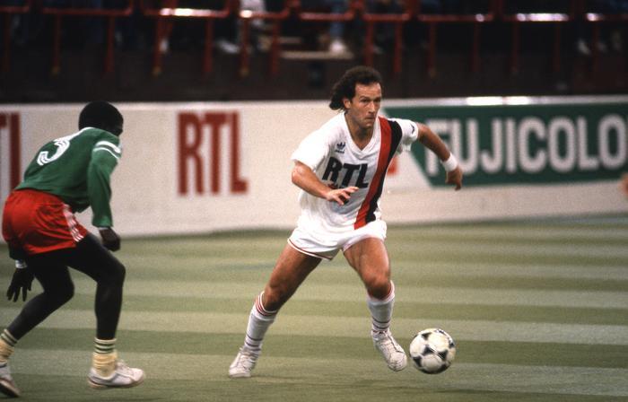 کالدرون: پاریسنژرمن یک باشگاه با اصالت است/ قهرمانی UCL در ویترین باشگاه خالی بود کالدرون: پاریسنژرمن یک باشگاه با اصالت است/ قهرمانی UCL در ویترین باشگاه خالی بود