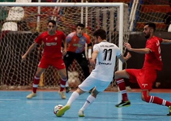 آغاز لیگ برتر فوتسال به تعویق افتاد