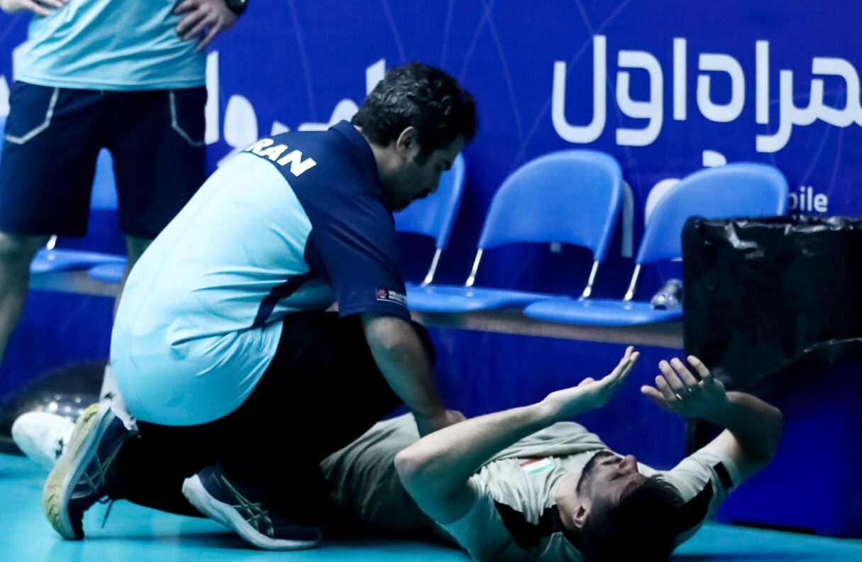 اختصاصی/// تندروان: مصدومیت خانزاده جزئی بود/ تمرینات زیر نظر پیاتزا از فروردین در جریان است اختصاصی/// تندروان: مصدومیت خانزاده جزئی بود/ تمرینات زیر نظر پیاتزا از فروردین در جریان است