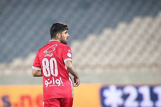 غیبت بازیکن پرسپولیس در اردوی پیش فصل/عمری: هنوز سربازم