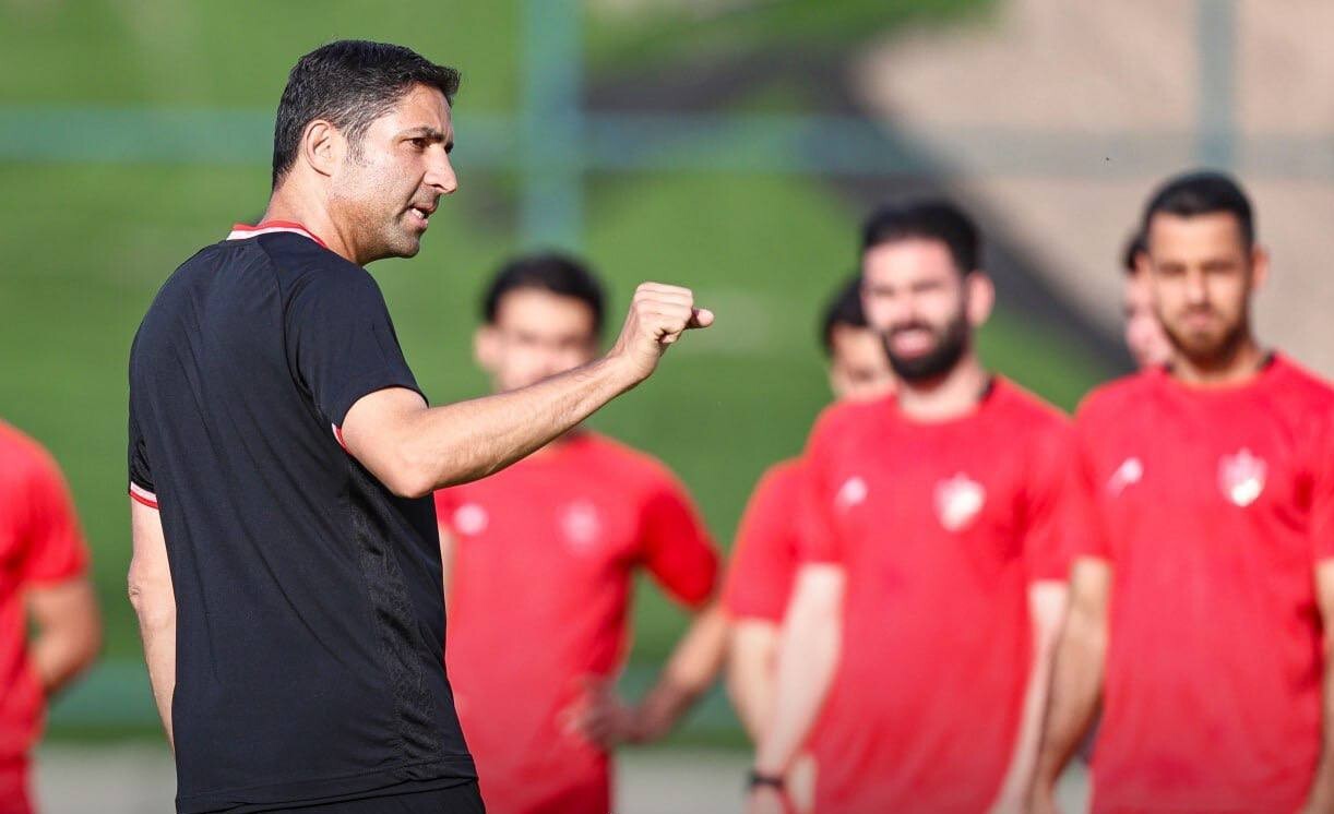 هاشمیان: فلسفه من فوتبال هجومی و قهرمانی است/ دوست داشتم سرمربی پرسپولیس باشم/به مربیگری در بایرن فکر می‌کنم