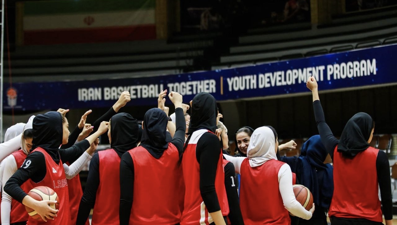 برگزاری اردوی تیم ملی بسکتبال آقایان و بانوان برگزاری اردوی تیم ملی بسکتبال آقایان و بانوان