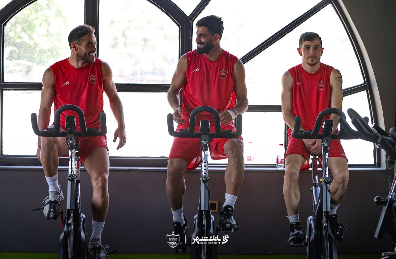 وضعیت بدنی بازیکنان پرسپولیس در آستانه لیگ برتر چگونه است؟+ عکس وضعیت بدنی بازیکنان پرسپولیس در آستانه لیگ برتر چگونه است؟+ عکس