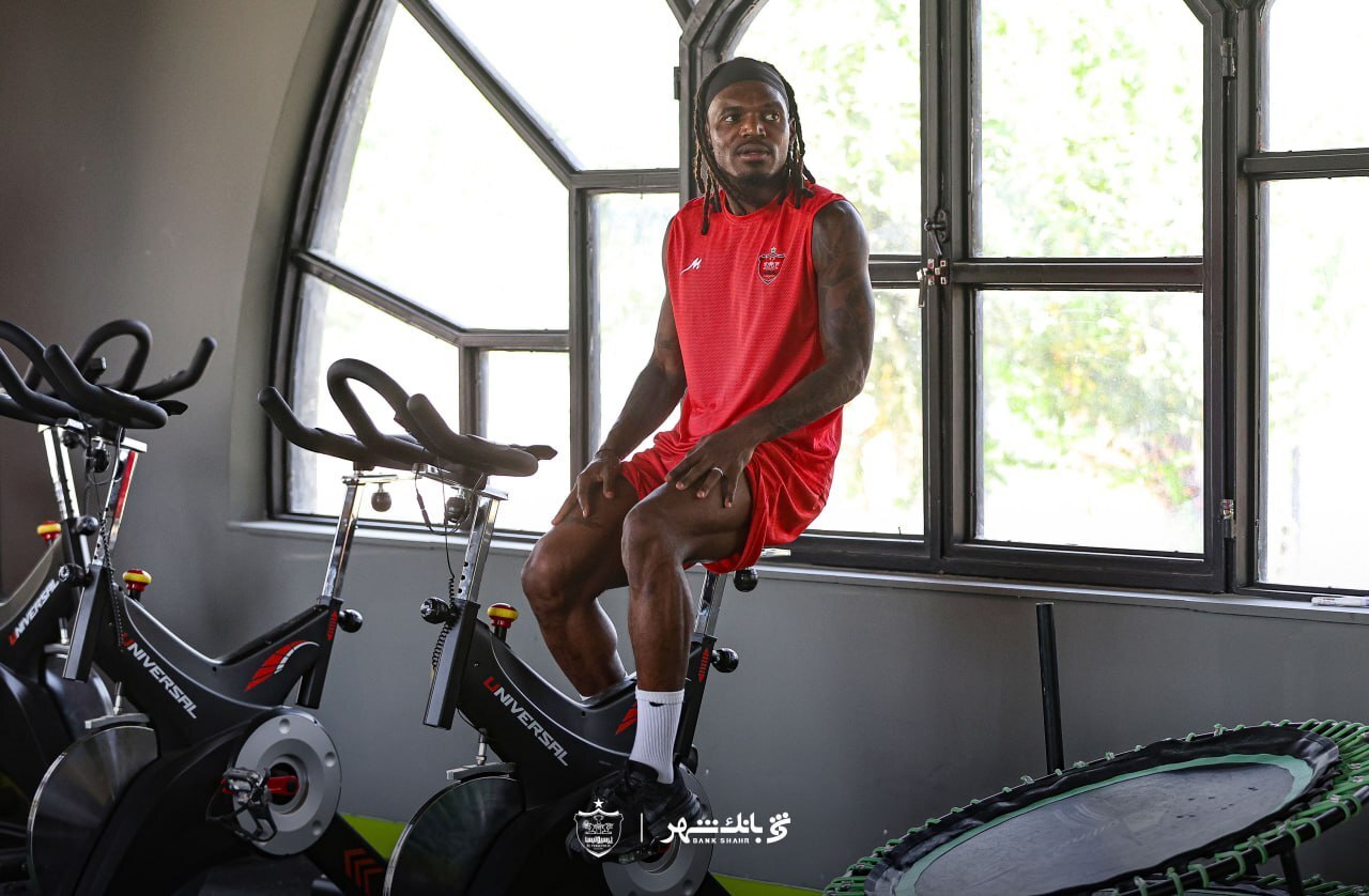 وضعیت بدنی بازیکنان پرسپولیس در آستانه لیگ برتر چگونه است؟+ عکس وضعیت بدنی بازیکنان پرسپولیس در آستانه لیگ برتر چگونه است؟+ عکس