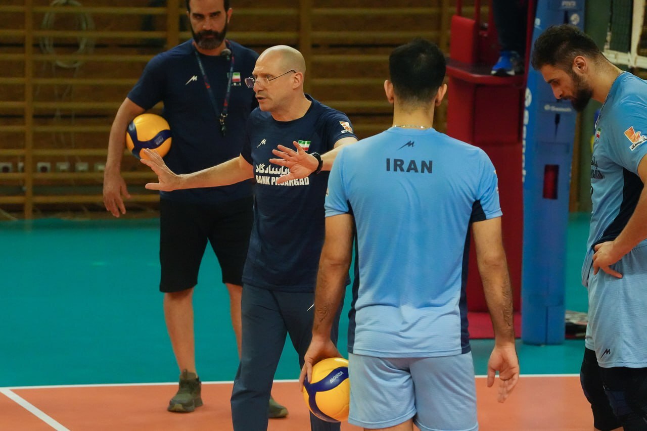 صالحی: پیاتزا هم ذهن بازیکنان را می‌خواند، هم عملکردشان را کنترل می‌کند