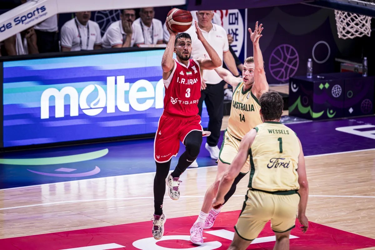 یک قدم تا مدال؛ بسکتبال ایران مغلوب تجربه استرالیا شد یک قدم تا مدال؛ بسکتبال ایران مغلوب تجربه استرالیا شد