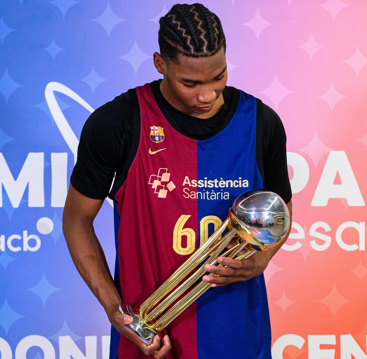 دابونه ۱۳ ساله؛ پدیده نوظهور بسکتبال جهان دابونه ۱۳ ساله؛ پدیده نوظهور بسکتبال جهان