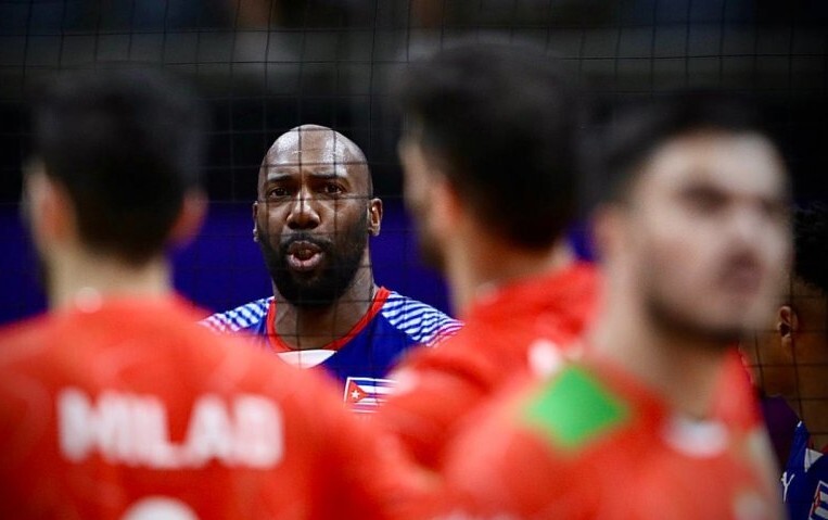 شوکی بزرگ در لیگ ملتهای والیبال؛ صعودی دور از انتظار! شوکی بزرگ در لیگ ملتهای والیبال؛ صعودی دور از انتظار!