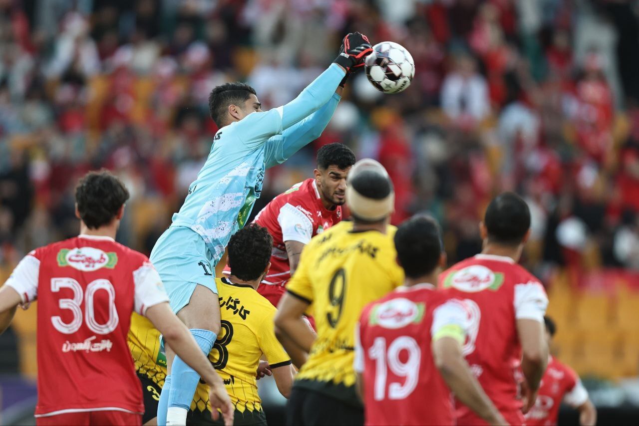 پرسپولیس و چالشهای تقویم لیگ؛ انفجار در اواسط فصل پرسپولیس و چالشهای تقویم لیگ؛ انفجار در اواسط فصل