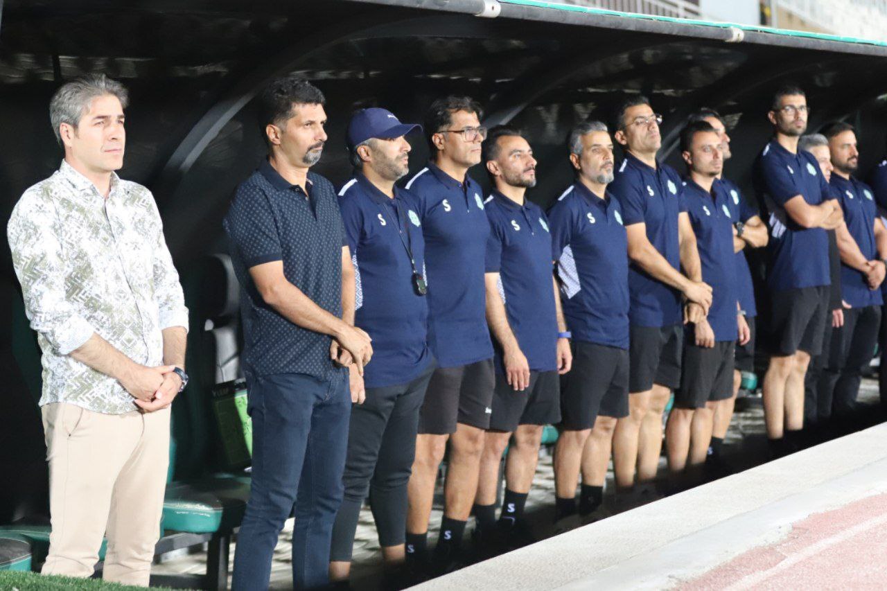 بدرقه: به سبک بازی باستونی علاقه دارم/ پیشنهادات زیادی از تیمهای لیگ برتری داشتم بدرقه: به سبک بازی باستونی علاقه دارم/ پیشنهادات زیادی از تیمهای لیگ برتری داشتم