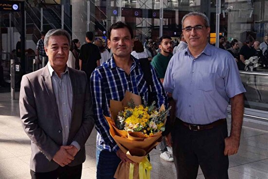 قهرمان سابق اسکواش جهان به ایران بازگشت/ امجدخان در مسیر پایه سازی