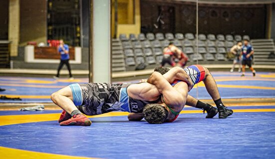 کشتی فرنگی زیر ۲۳ سال؛ انتخابی درون‌اردویی به انجام رسید