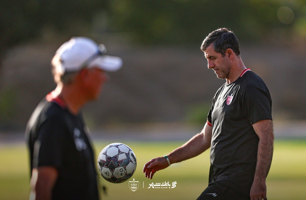 اما و اگرهای نیمکت پرسپولیس/ مربیهای یورویی با عملکردی ریالی! اما و اگرهای نیمکت پرسپولیس/ مربیهای یورویی با عملکردی ریالی!